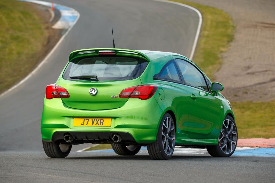  Vauxhall Corsa VXR 2015 года  (фото 14 из 37)